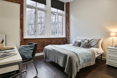 Silver 3 Bed Duplex at iQ Hollingworth House, Fairfield Street, City Centre, Manchester, M13GN - Image 2